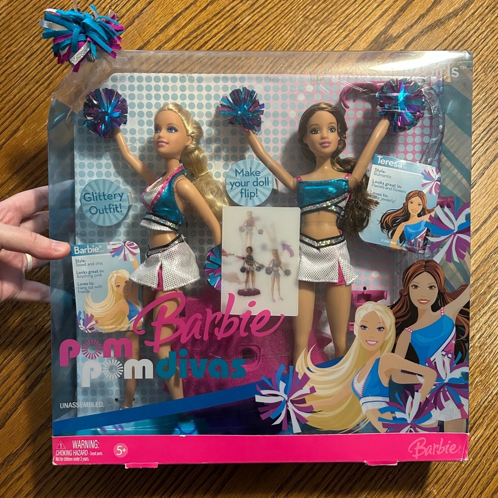 Barbie Pom Pom Divas 2-Pack Barbie and Teresa Dolls Cheerleaders Mattel K8392